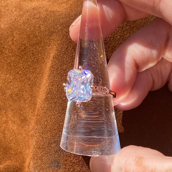 - Art Deco-Faceted Mossainte & 14k Rose Gold Vermiel Ring Size 8 1/2 - Picture 9 of 11